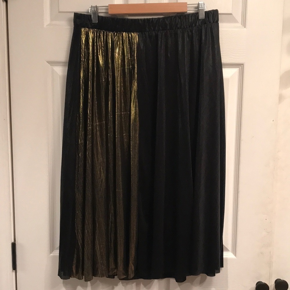 Marc New York brand size L elastic waist lined full skirt- NWT
